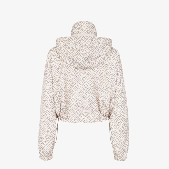 Fendi x Skims SOLD OUT CROPPED WINDBREAKER Color CONNECTICUT size L - Picture 3 of 8